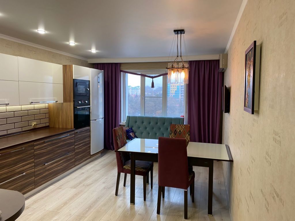 Продажа 3-комнатной квартиры, Пятигорск, Первомайская ул,  2к2