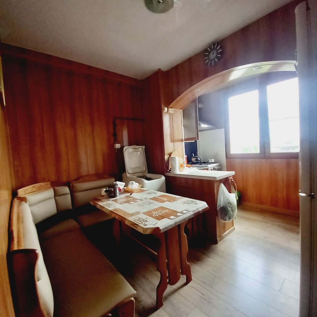 Продажа 2-комнатной квартиры, Ессентуки, Октябрьская ул,  444