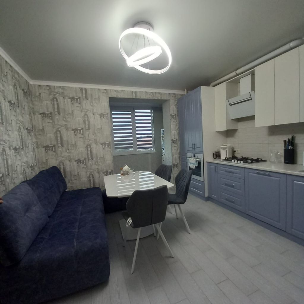 Продажа 2-комнатной квартиры, Ессентуки, Шмидта ул,  72/1