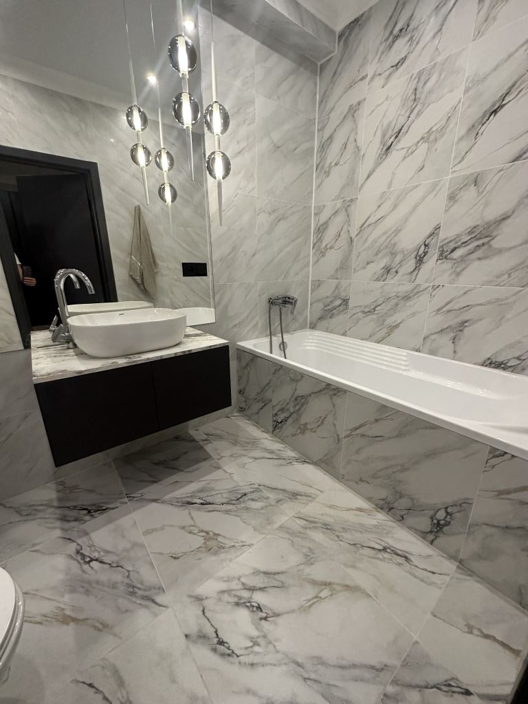 Продажа 2-комнатной квартиры, Пятигорск, Адмиральского ул,  1а