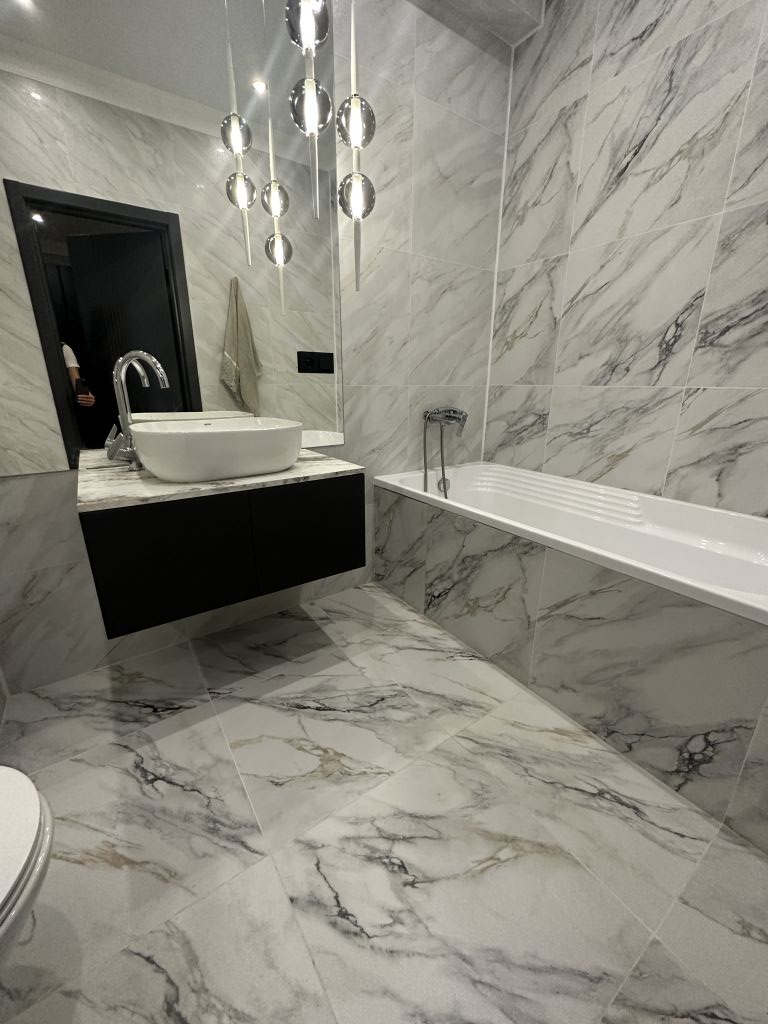 Продажа 2-комнатной квартиры, Пятигорск, Адмиральского ул,  1а