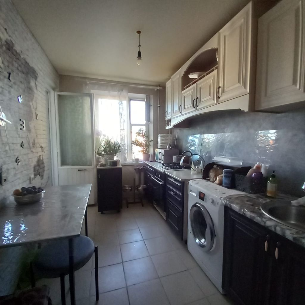 Продажа 2-комнатной квартиры, Ессентуки, Новопятигорская ул,  4