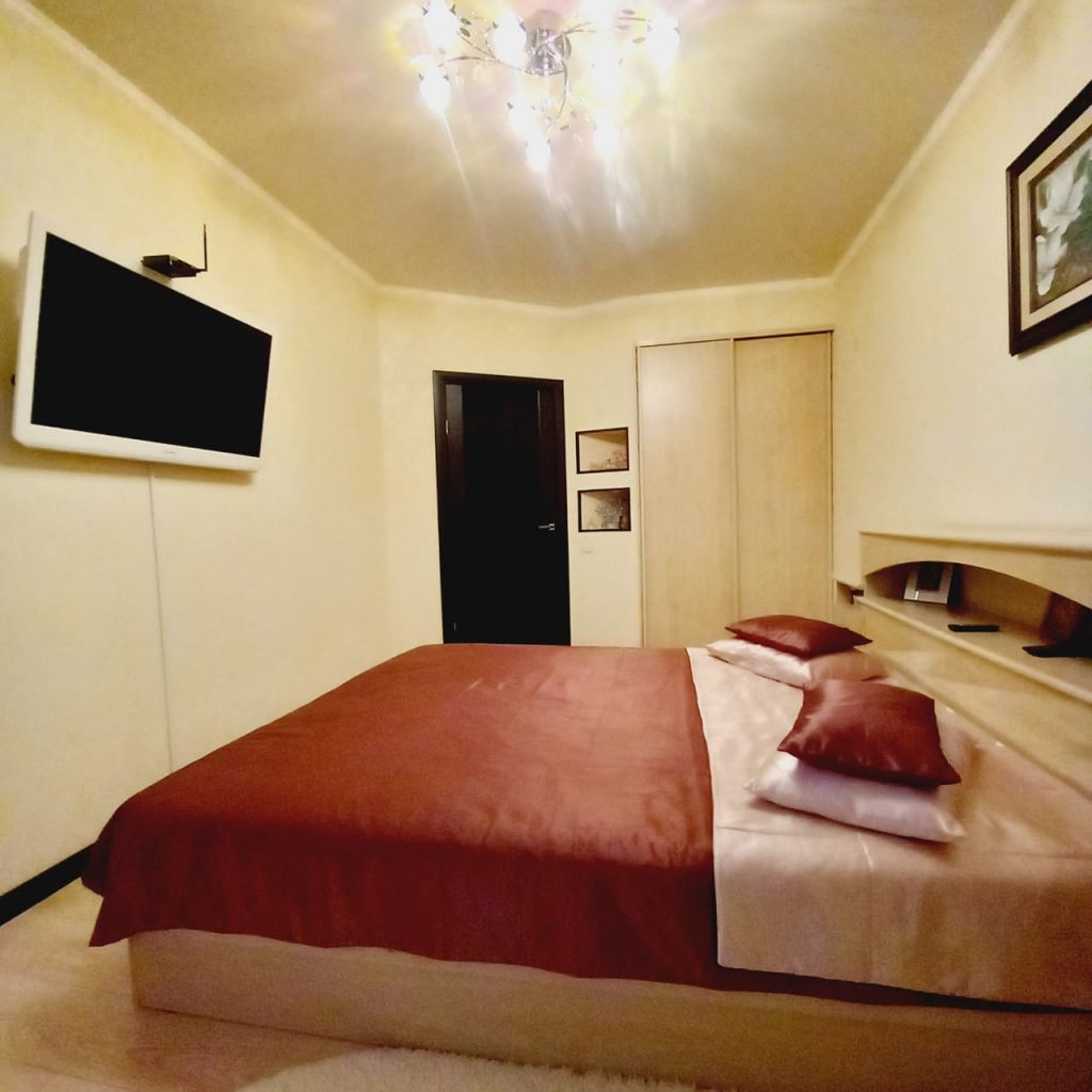 Продажа 3-комнатной квартиры, Ессентуки, Новопятигорская ул,  7К2П4