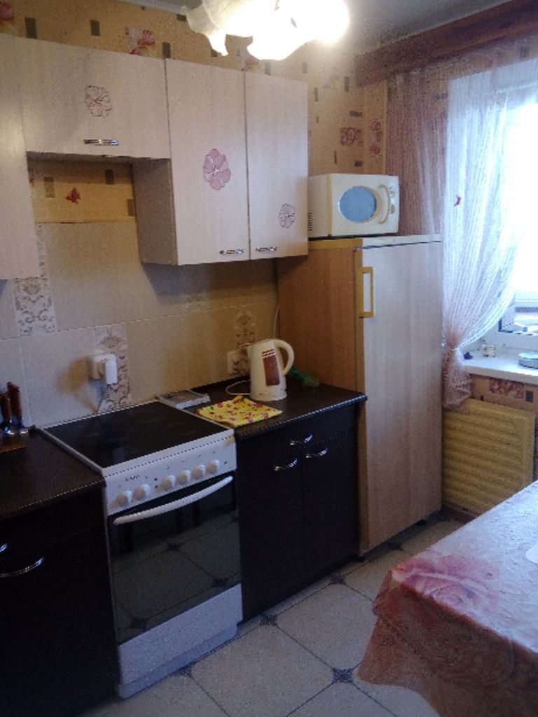 Продажа 3-комнатной квартиры, Губкин, Раевского ул,  26