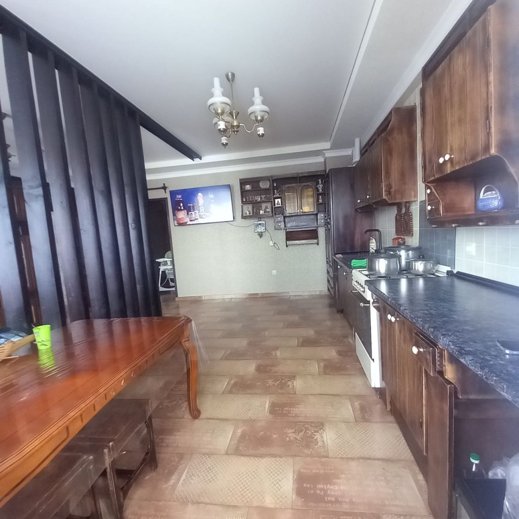 Продажа 2-комнатной квартиры, Ессентуки, Гаевского ул,  15