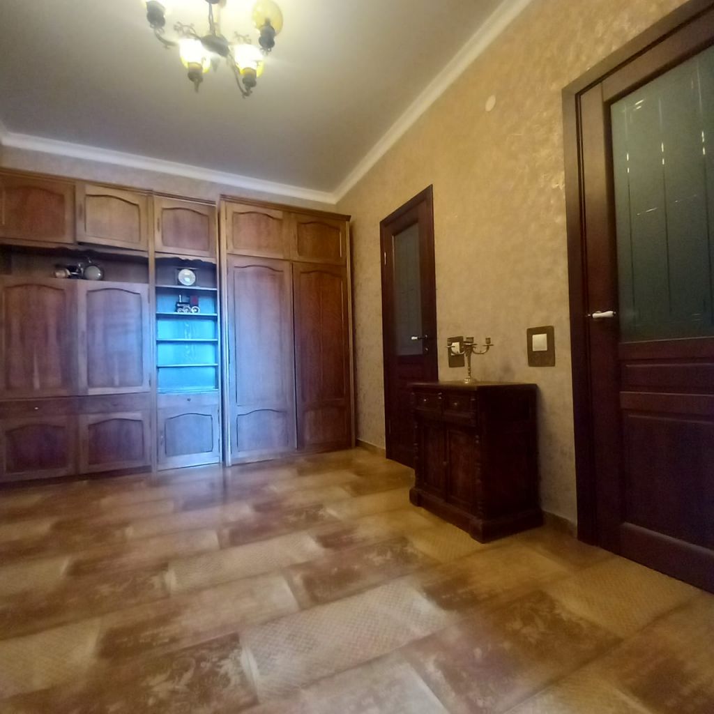 Продажа 2-комнатной квартиры, Ессентуки, Гаевского ул,  15