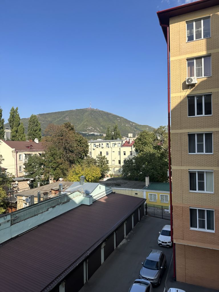 Продажа 3-комнатной квартиры, Пятигорск, Университетская ул,  28