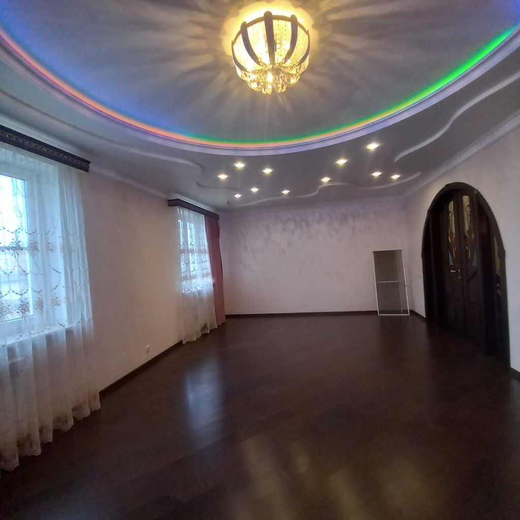 Продажа 3-комнатной квартиры, Ессентуки, Новопятигорская ул,  4А