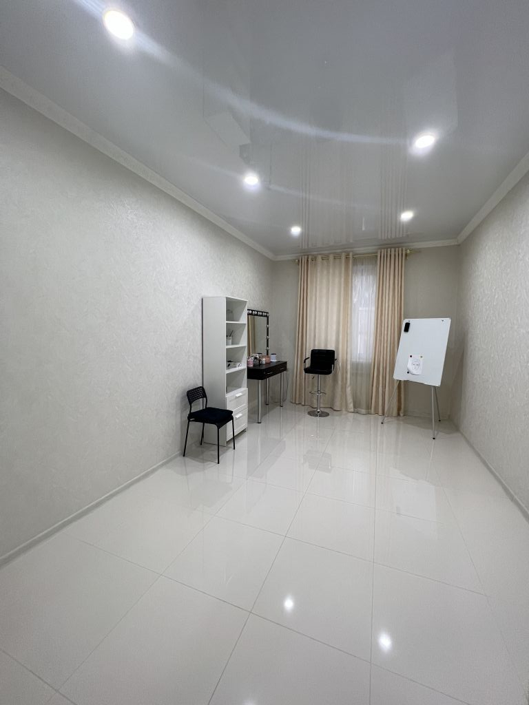 Продажа 3-комнатной квартиры, Ессентуки, Счастливая ул,  22