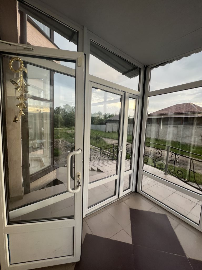 Продажа 3-комнатной квартиры, Ессентуки, Счастливая ул,  22