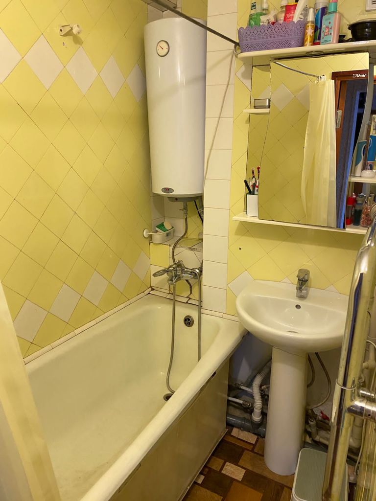 Продажа 3-комнатной квартиры, Ессентуки, Вокзальная ул,  51Ак1