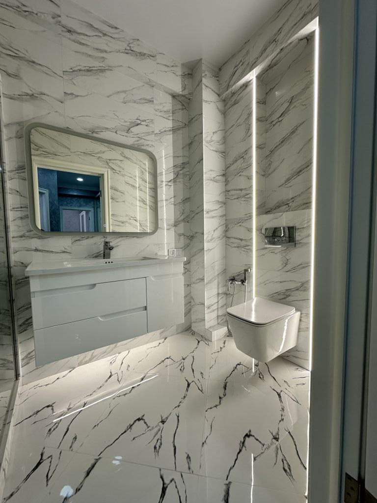 Продажа 2-комнатной квартиры, Пятигорск, Адмиральского ул,  1а