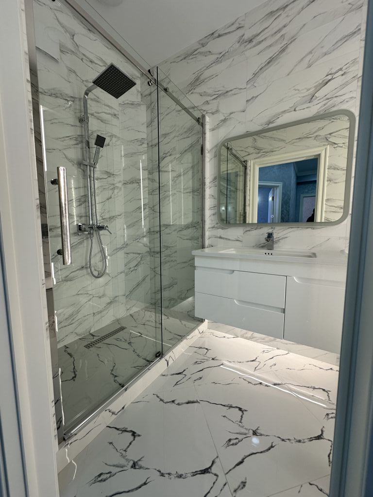 Продажа 2-комнатной квартиры, Пятигорск, Адмиральского ул,  1а