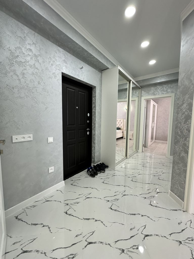 Продажа 2-комнатной квартиры, Пятигорск, Адмиральского ул,  1а