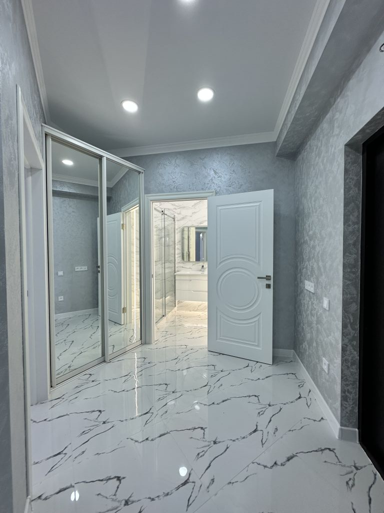 Продажа 2-комнатной квартиры, Пятигорск, Адмиральского ул,  1а