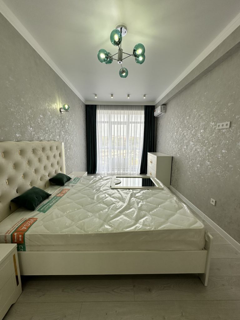 Продажа 2-комнатной квартиры, Пятигорск, Адмиральского ул,  1а