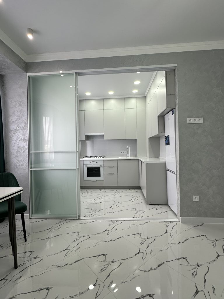 Продажа 2-комнатной квартиры, Пятигорск, Адмиральского ул,  1а