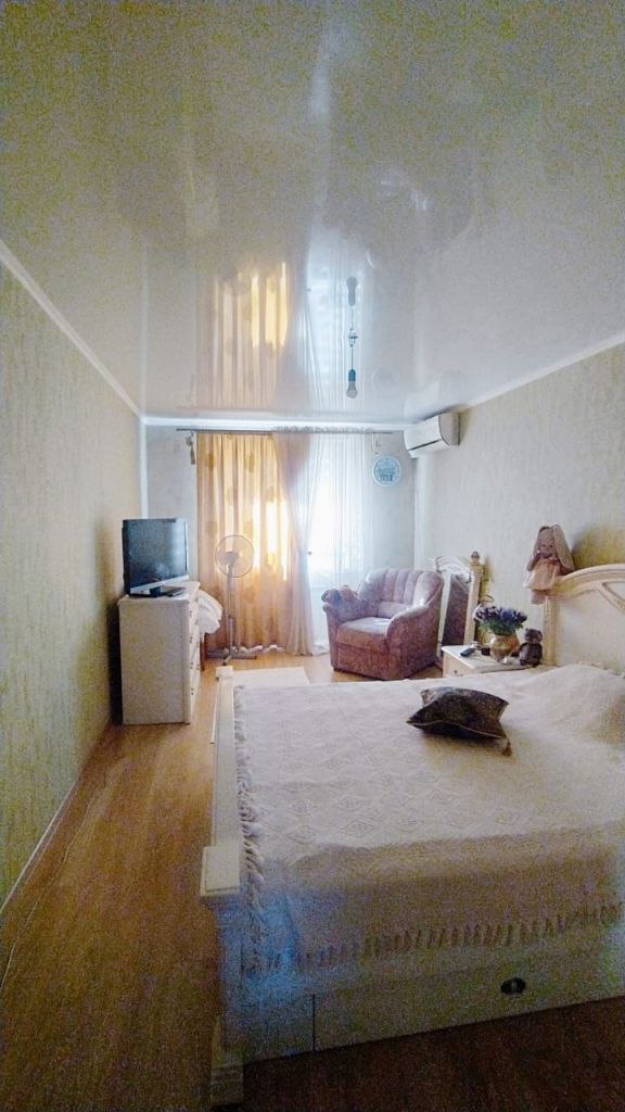 Продажа 2-комнатной квартиры, Батайск, Луначарского ул,  179
