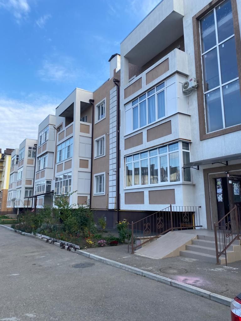 Продажа 2-комнатной квартиры, Ессентуки, Гаевского ул,  195