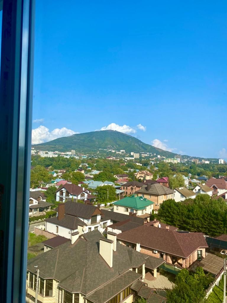 Продажа 2-комнатной квартиры, Пятигорск, Оранжерейная ул,  17к3