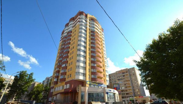 Продажа 2-комнатной квартиры, Киров, Свободы ул,  158