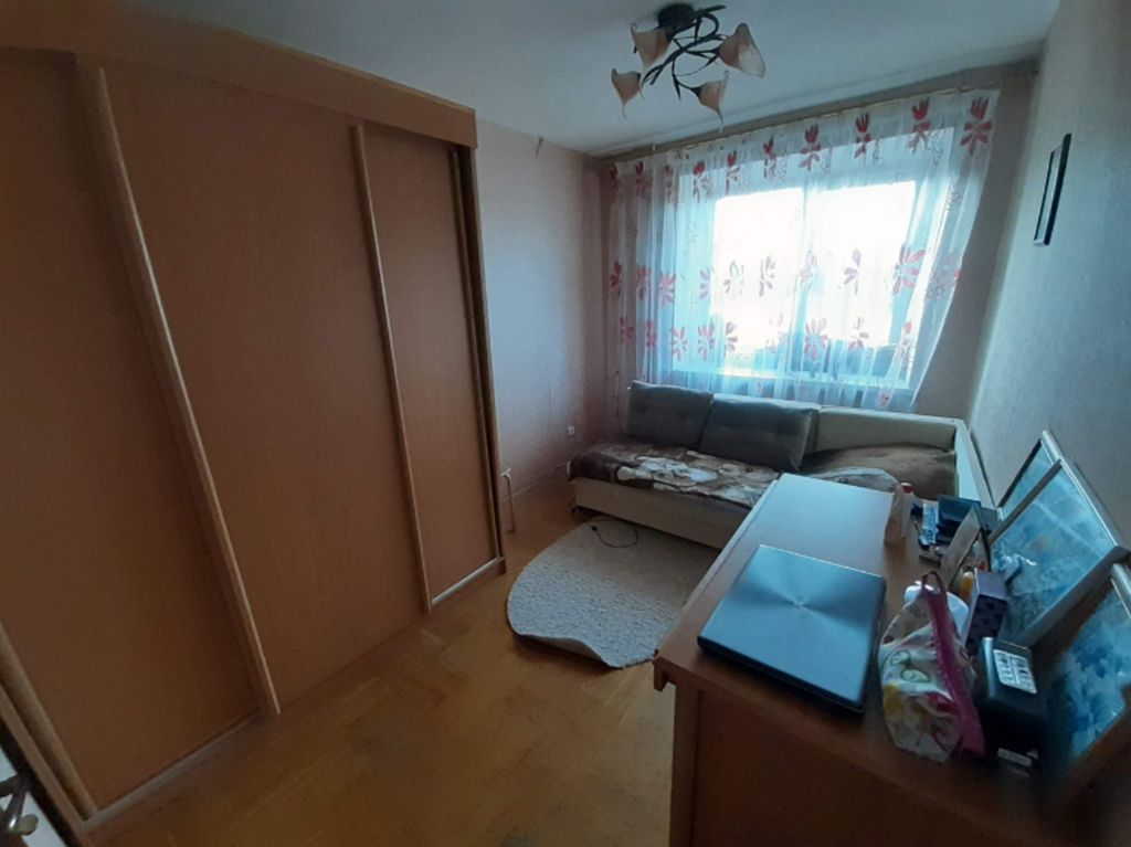 Продажа 4-комнатной квартиры, Губкин, Дзержинского ул,  123а