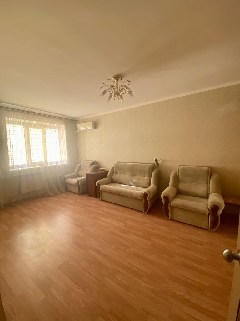 Продажа 2-комнатной квартиры, Пятигорск, Адмиральского ул,  6а