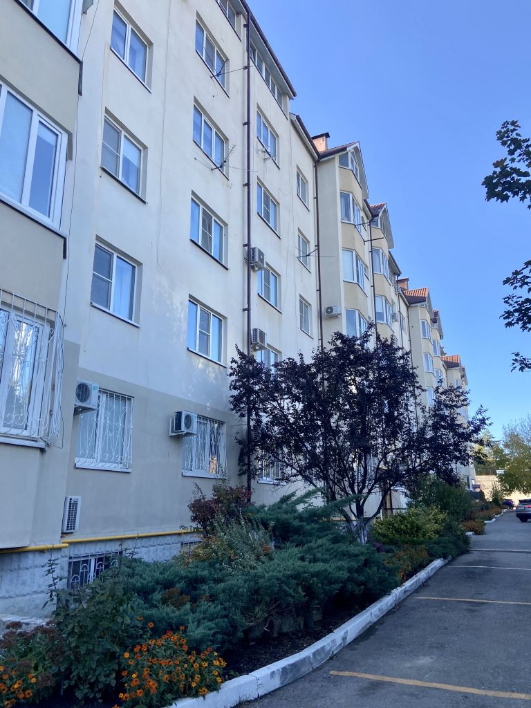 Продажа 2-комнатной квартиры, Пятигорск, Адмиральского ул,  6а