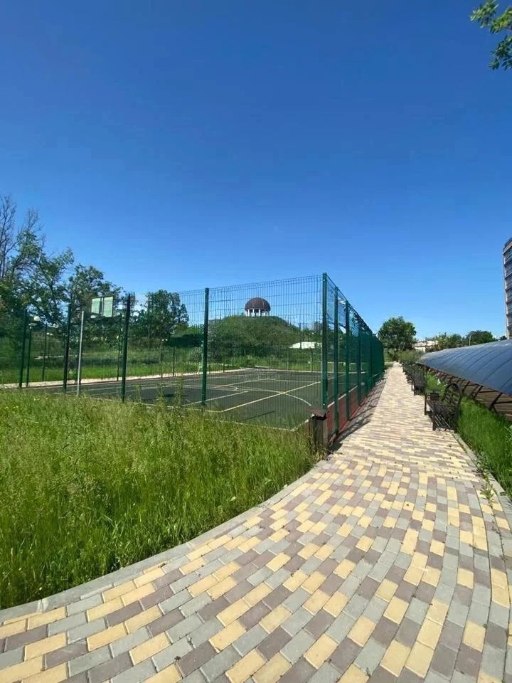 Продажа 2-комнатной квартиры, Пятигорск, Адмиральского ул,  1а