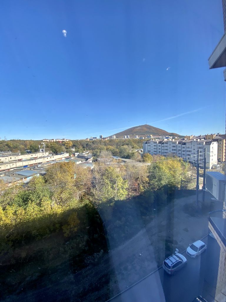 Продажа 2-комнатной квартиры, Пятигорск, Адмиральского ул,  1а