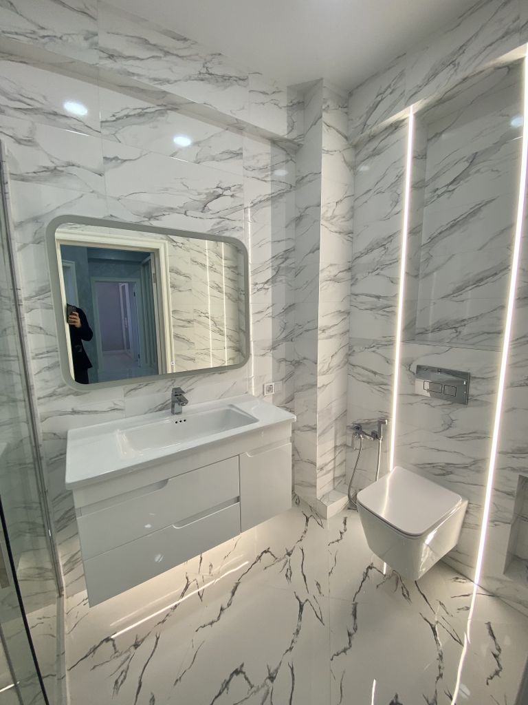 Продажа 2-комнатной квартиры, Пятигорск, Адмиральского ул,  1а