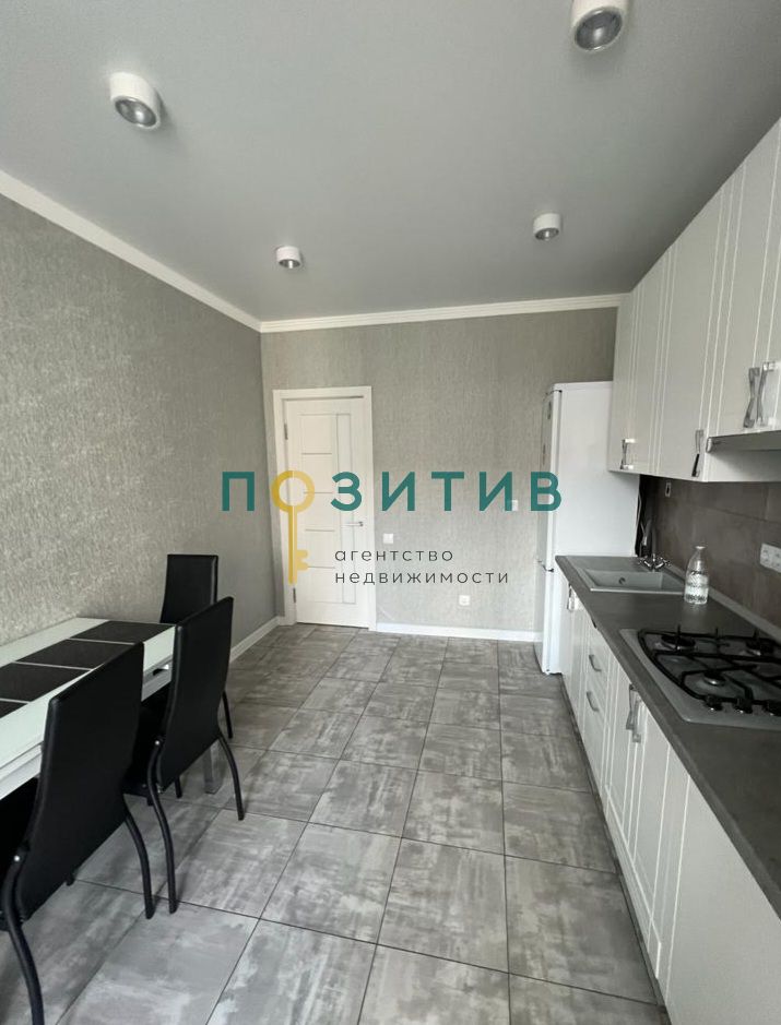 Продажа 2-комнатной квартиры, Минеральные Воды, Новоселов ул,  3а