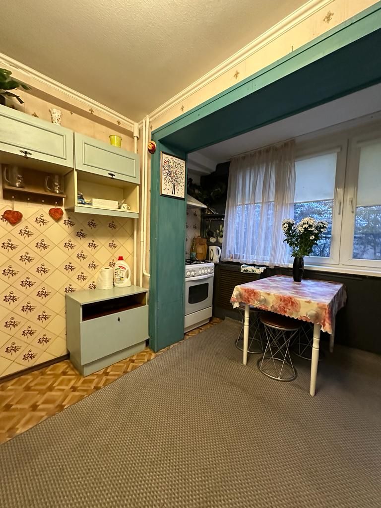 Продажа 3-комнатной квартиры, Ессентуки, 60 лет Октября ул,  12