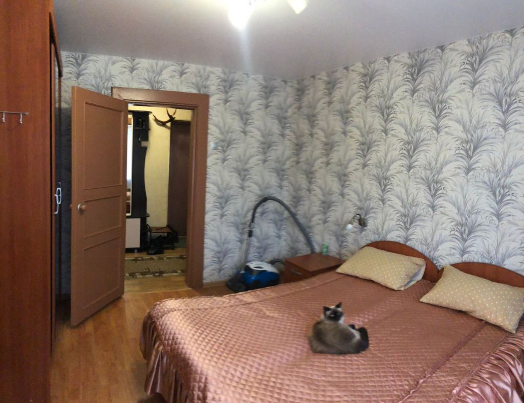 Продажа 3-комнатной квартиры, Череповец, Пионерская ул,  25