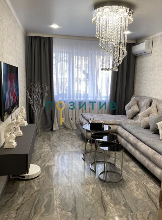 Продажа 2-комнатной квартиры, Минеральные Воды, 50 лет Октября ул,  52