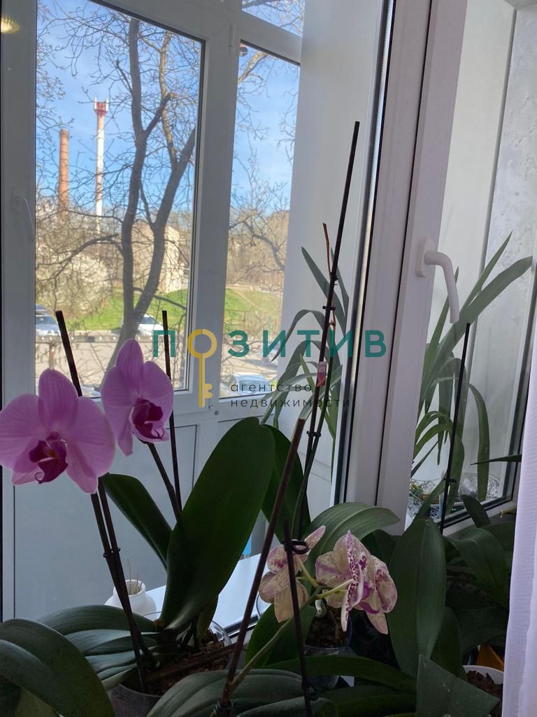 Продажа 2-комнатной квартиры, Минеральные Воды, 50 лет Октября ул,  52