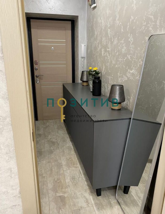 Продажа 2-комнатной квартиры, Минеральные Воды, 50 лет Октября ул,  52