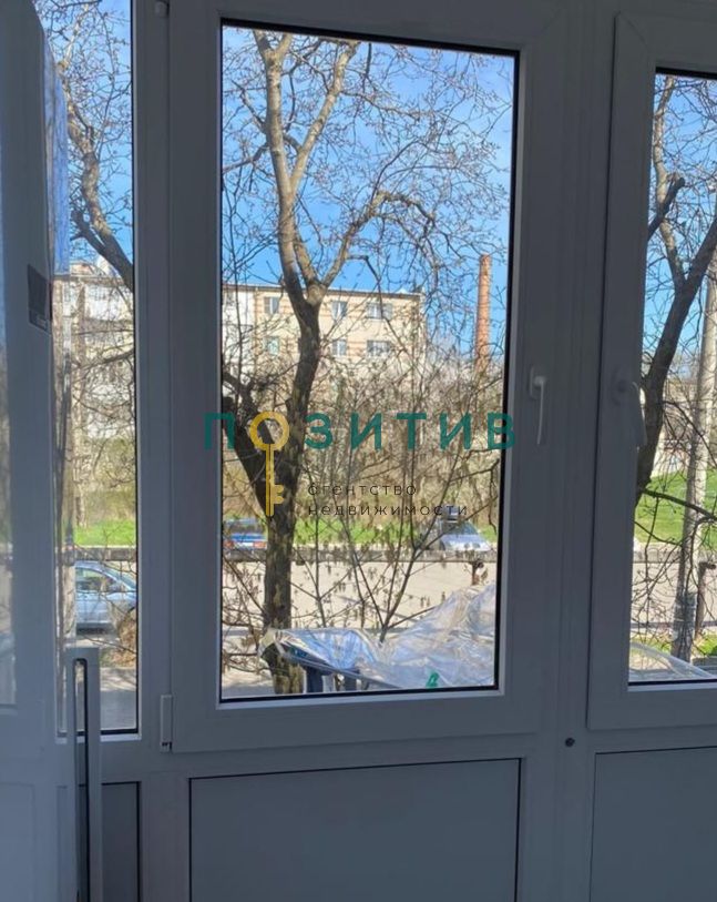 Продажа 2-комнатной квартиры, Минеральные Воды, 50 лет Октября ул,  52