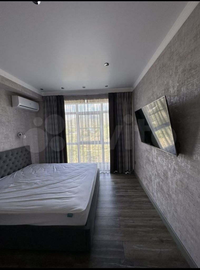 Продажа 1-комнатной квартиры, Пятигорск, Адмиральского ул,  1А