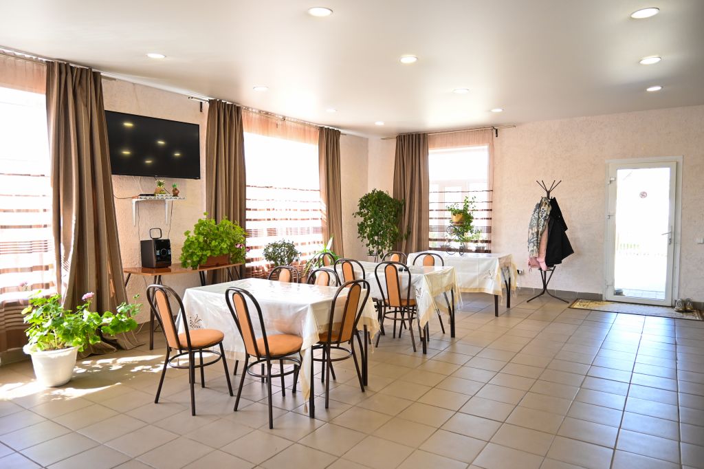 Продажа коммерческой недвижимости, 386м <sup>2</sup>, Выползово, Амурная,  32а