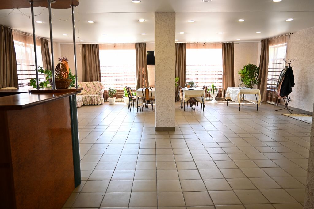 Продажа коммерческой недвижимости, 386м <sup>2</sup>, Выползово, Амурная,  32а