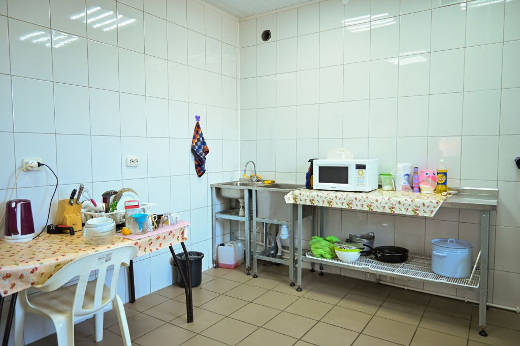 Продажа коммерческой недвижимости, 386м <sup>2</sup>, Выползово, Амурная,  32а