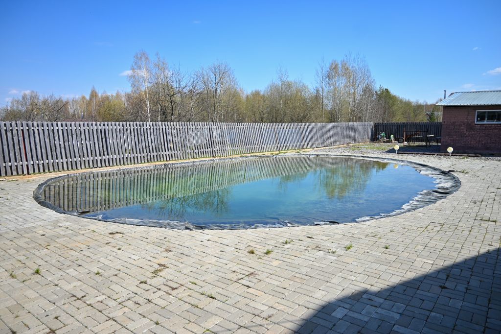 Продажа коммерческой недвижимости, 386м <sup>2</sup>, Выползово, Амурная,  32а