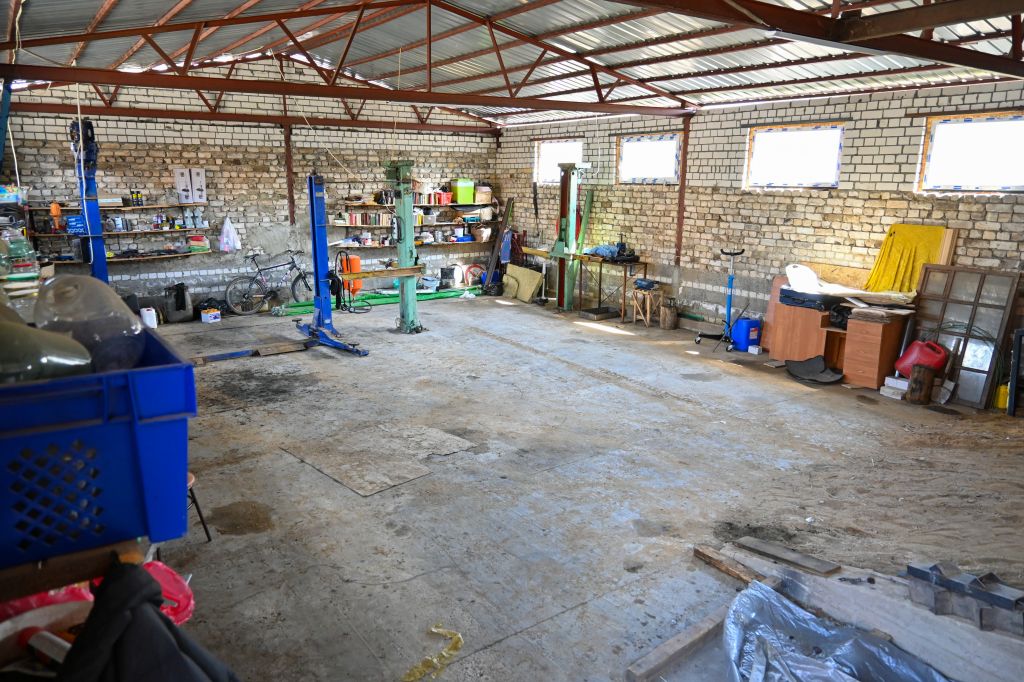 Продажа коммерческой недвижимости, 386м <sup>2</sup>, Выползово, Амурная,  32а