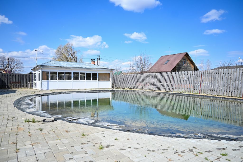 Продажа коммерческой недвижимости, 386м <sup>2</sup>, Выползово, Амурная,  32а