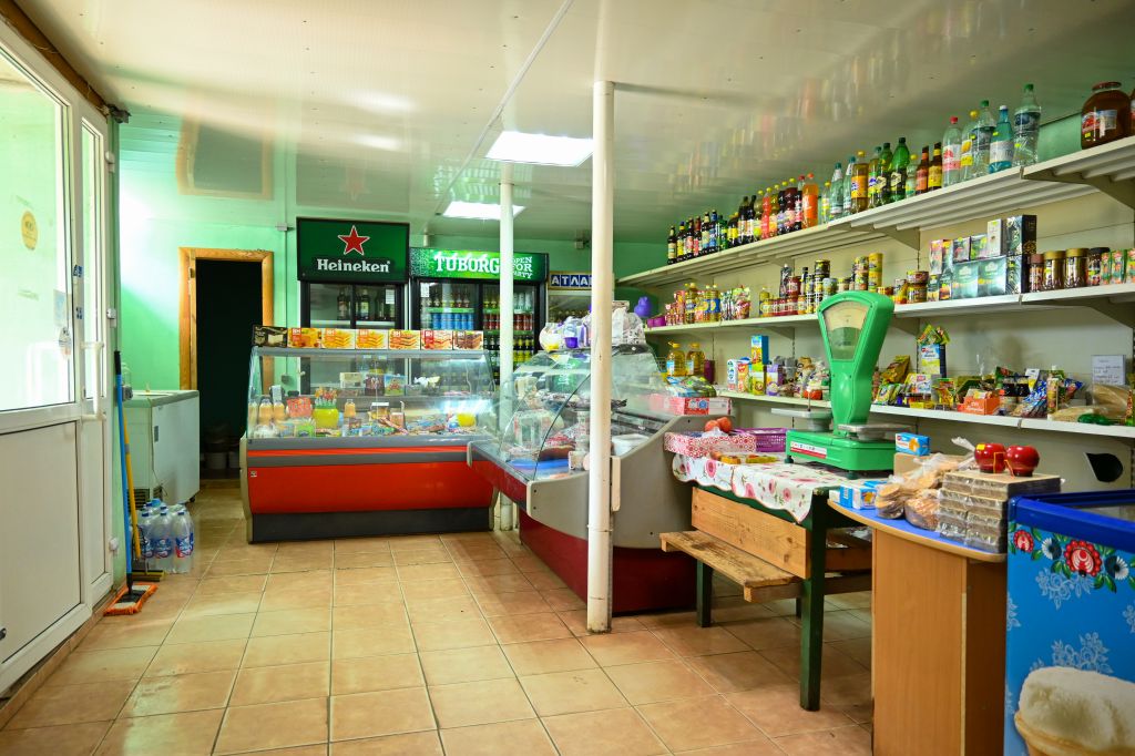 Продажа коммерческой недвижимости, 386м <sup>2</sup>, Выползово, Амурная,  32а