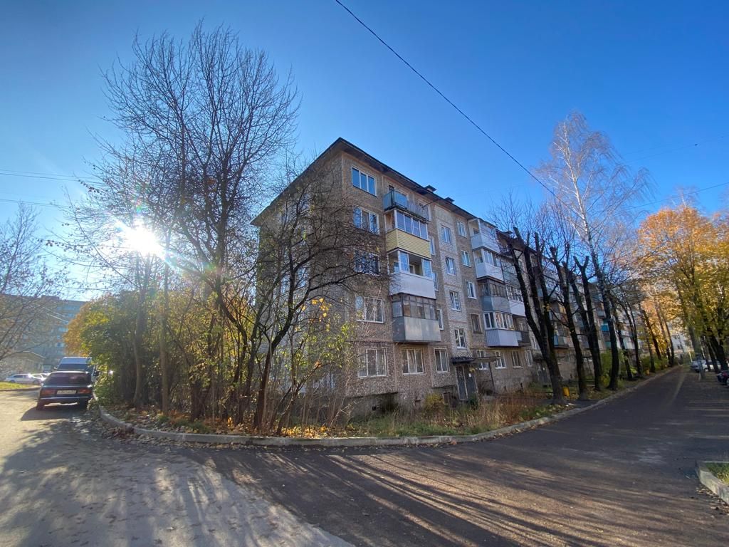 Продажа 2-комнатной квартиры, Смоленск, Кирова ул,  25Б