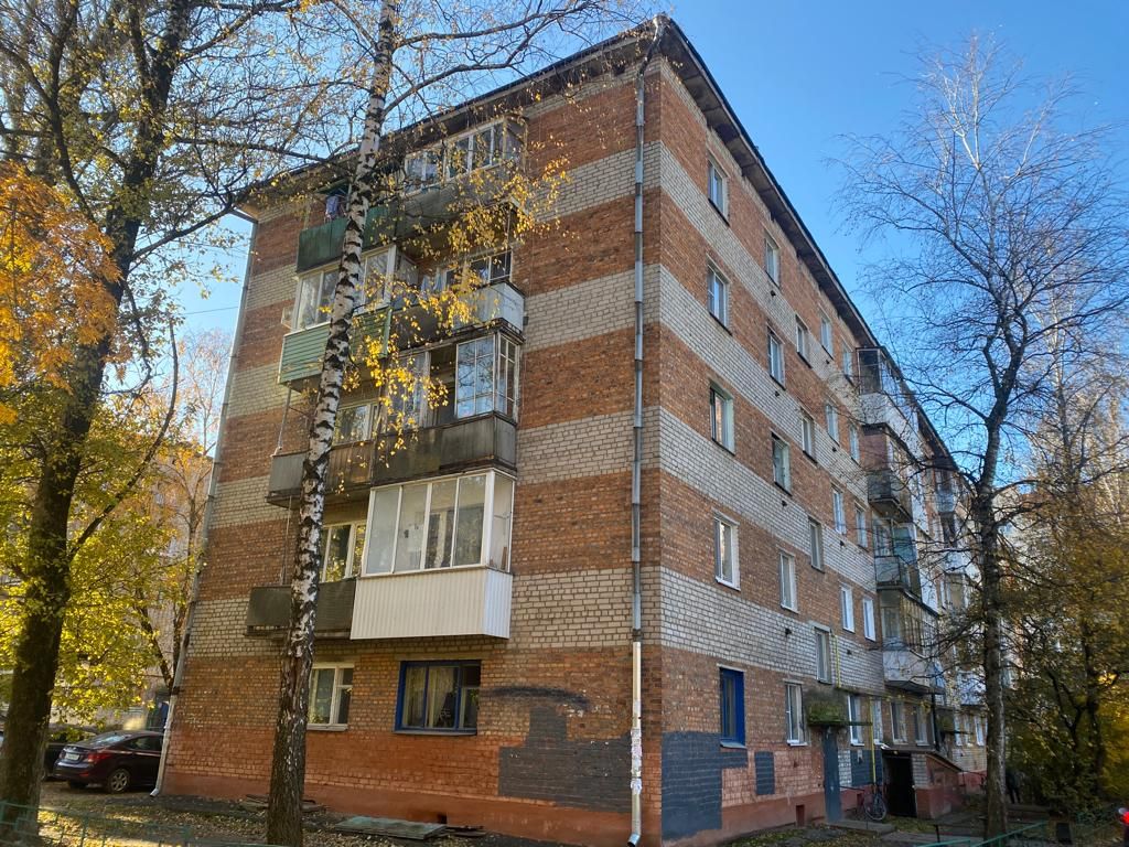 Продажа 1-комнатной квартиры, Смоленск, Академика Петрова ул,  4А