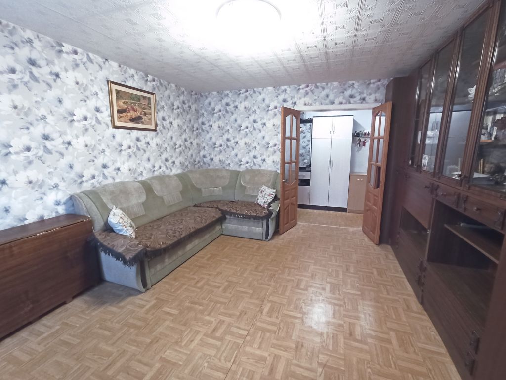 Продажа 3-комнатной квартиры, Дзержинск, Циолковского пр-кт,  64