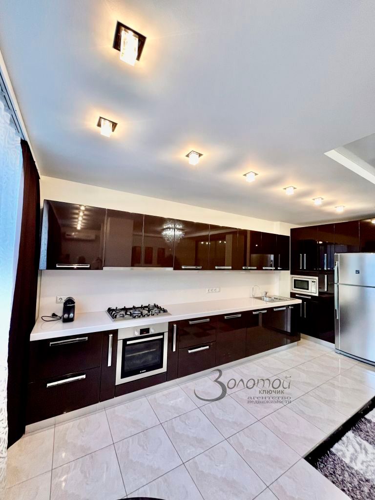 Продажа 3-комнатной квартиры, Нижний Новгород, Деловая ул,  24к2